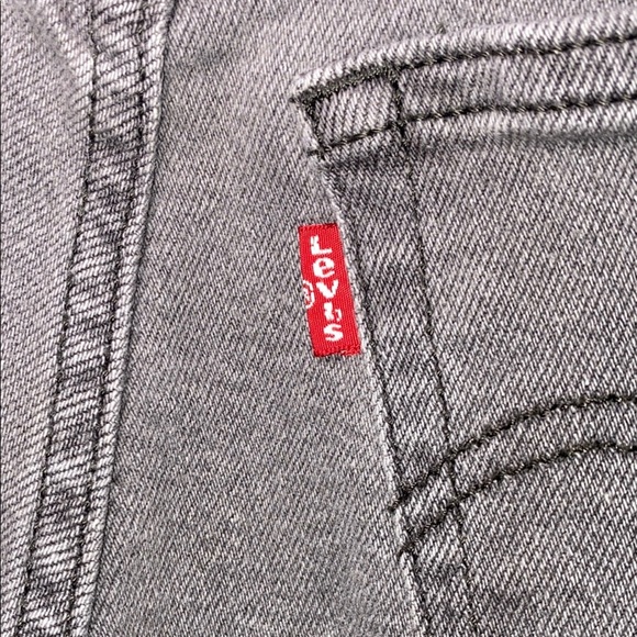 Levi's Gray Wedgie Straight Leg High-Waisted Pants - Picture 4 of 13